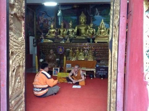 Двое россиян задержаны за дебош в тайском храме