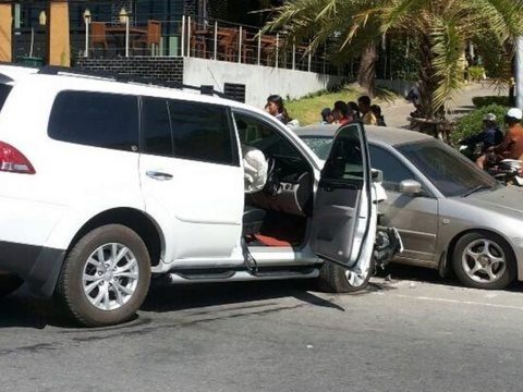 Подросток на Pajero повредил в аварии две машины и три мотоцикла