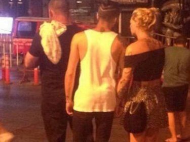 Phuket Infidelity Fuss as One Direction Star Holds Hands With Other Woman