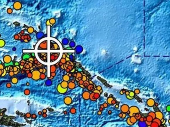 Tsunami warning for Papua New Guinea after 7.5 quake