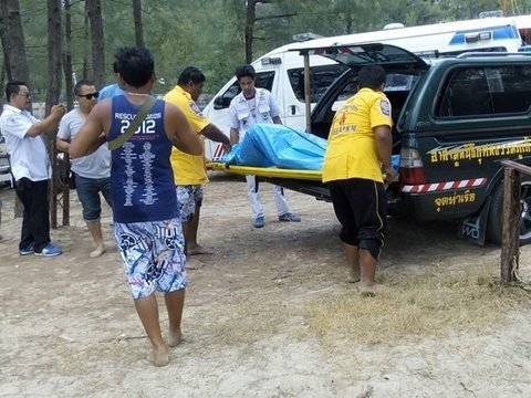 Body of unknown man found floating off Phuket beach