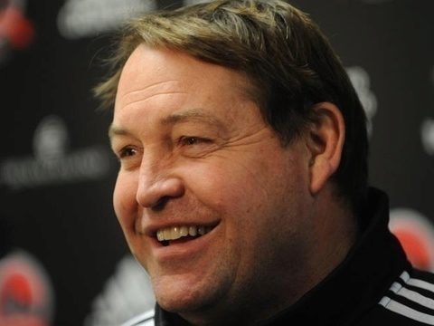 Hansen wins unprecedented new All Black contract