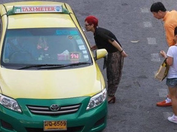 Commuter-rejecting taxis rampant on 4 Bangkok streets