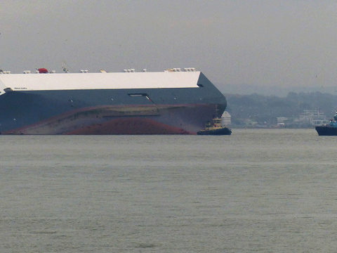 Giant cargo ship beached off major UK port