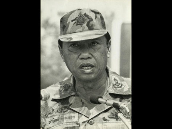 Controversial Army leader dies at age 90